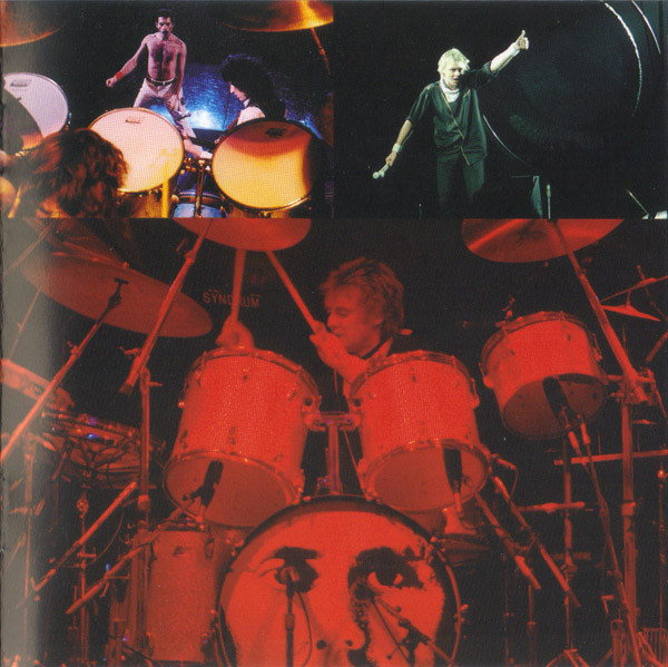 Queen  Rock Montreal : Booklet13